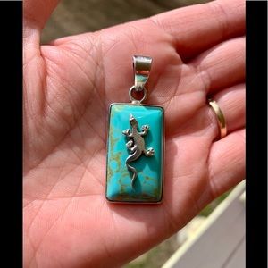 925 Silver Pendant.